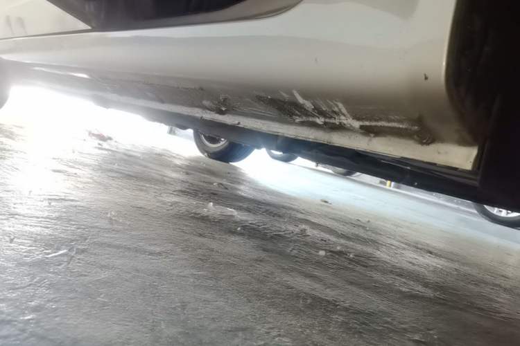 Used Geely Auto Vision 2020 Revised Version 1.5L CVT Asian Games Edition Left Side Sill