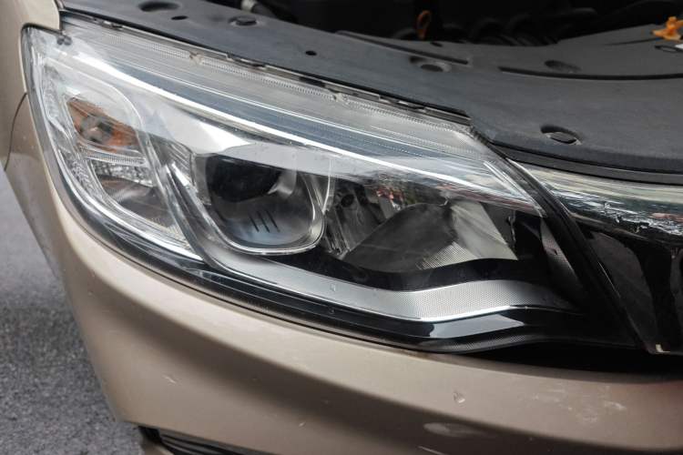 Used Geely Auto Vision 2020 1.5L CVT Asian Games Edition Right Front Headlight