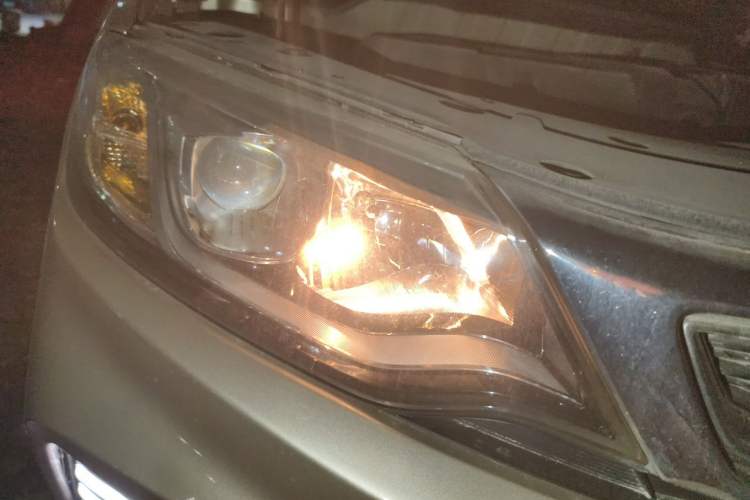 Used Geely Auto Vision 2020 1.5L CVT Asian Games Edition Right Front Headlight