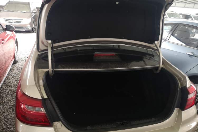 Used Geely Auto Vision 2020 Revised 1.5L Manual Asian Games Edition Trunk