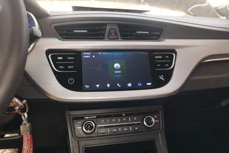 Used Geely Auto Vision 2020 1.5L Manual Value Edition Audio And AC Panel