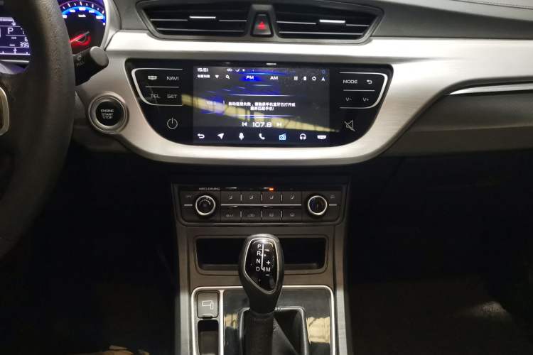 Used Geely Auto Vision 2020 1.5L CVT Asian Games Edition Audio And AC Panel