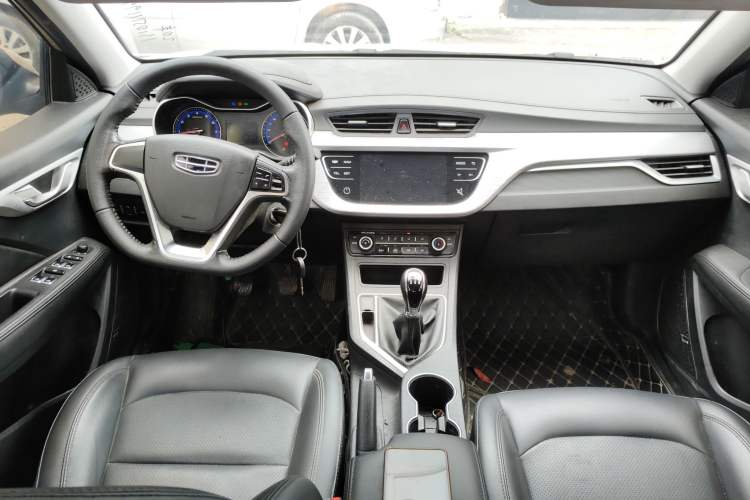 Used Geely Auto Vision 2020 Revised 1.5L Manual Asian Games Edition Center Console