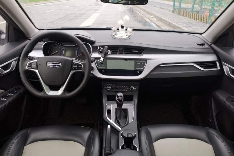 Used Geely Auto Vision 2020 1.5L CVT Asian Games Edition Center Console