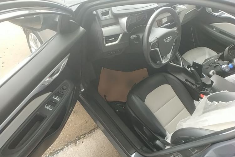 Used Geely Auto Vision 2020 Revised Version 1.5L CVT Asian Games Edition Driver Seat