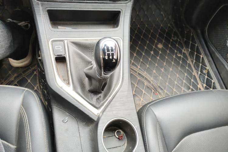 Used Geely Auto Vision 2020 Revised 1.5L Manual Asian Games Edition Gear Lever