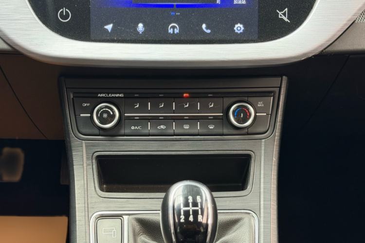Used Geely Auto Vision 2020 1.5L Manual Value Edition Interior 2