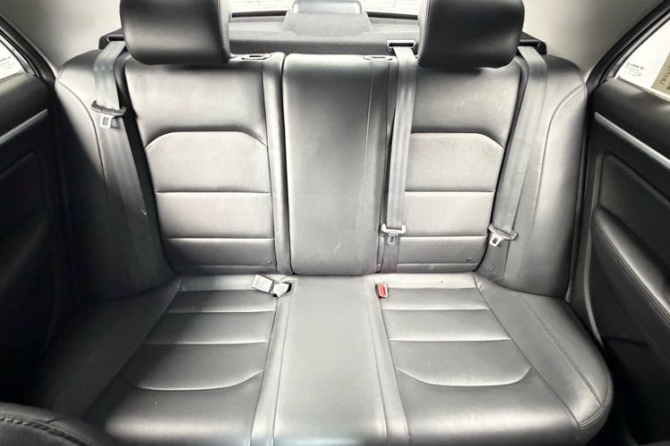 Used Geely Auto Vision 2020 1.5L Manual Value Edition Interior 6