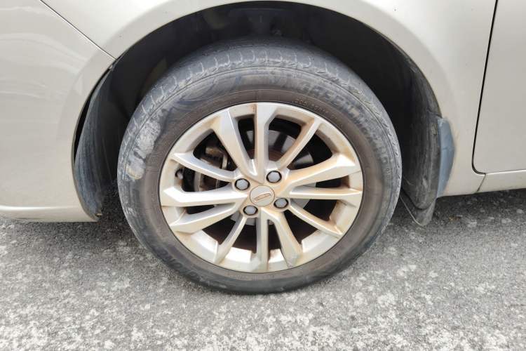 Used Geely Auto Vision 2020 Revised 1.5L Manual Asian Games Edition Left Front Wheel Hub