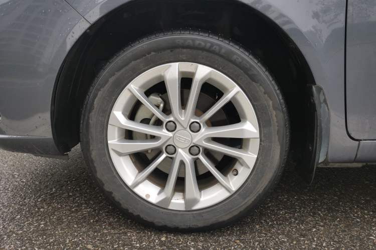 Used Geely Auto Vision 2020 1.5L CVT Asian Games Edition Left Front Wheel Hub