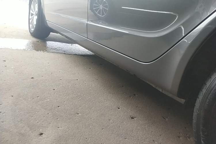Used Geely Auto Vision 2020 Revised Version 1.5L CVT Asian Games Edition Left Side Sill