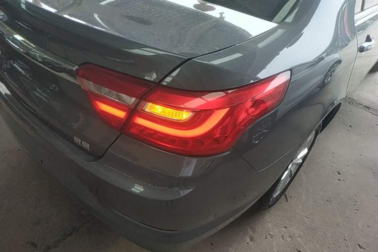 Used Geely Auto Vision 2020 Revised Version 1.5L CVT Asian Games Edition Right Rear Taillight