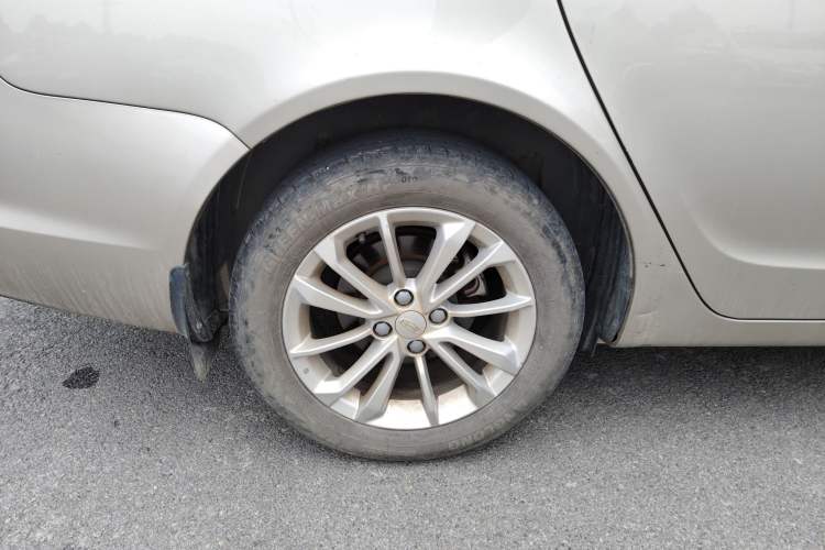 Used Geely Auto Vision 2020 Revised 1.5L Manual Asian Games Edition Right Rear Wheel Hub
