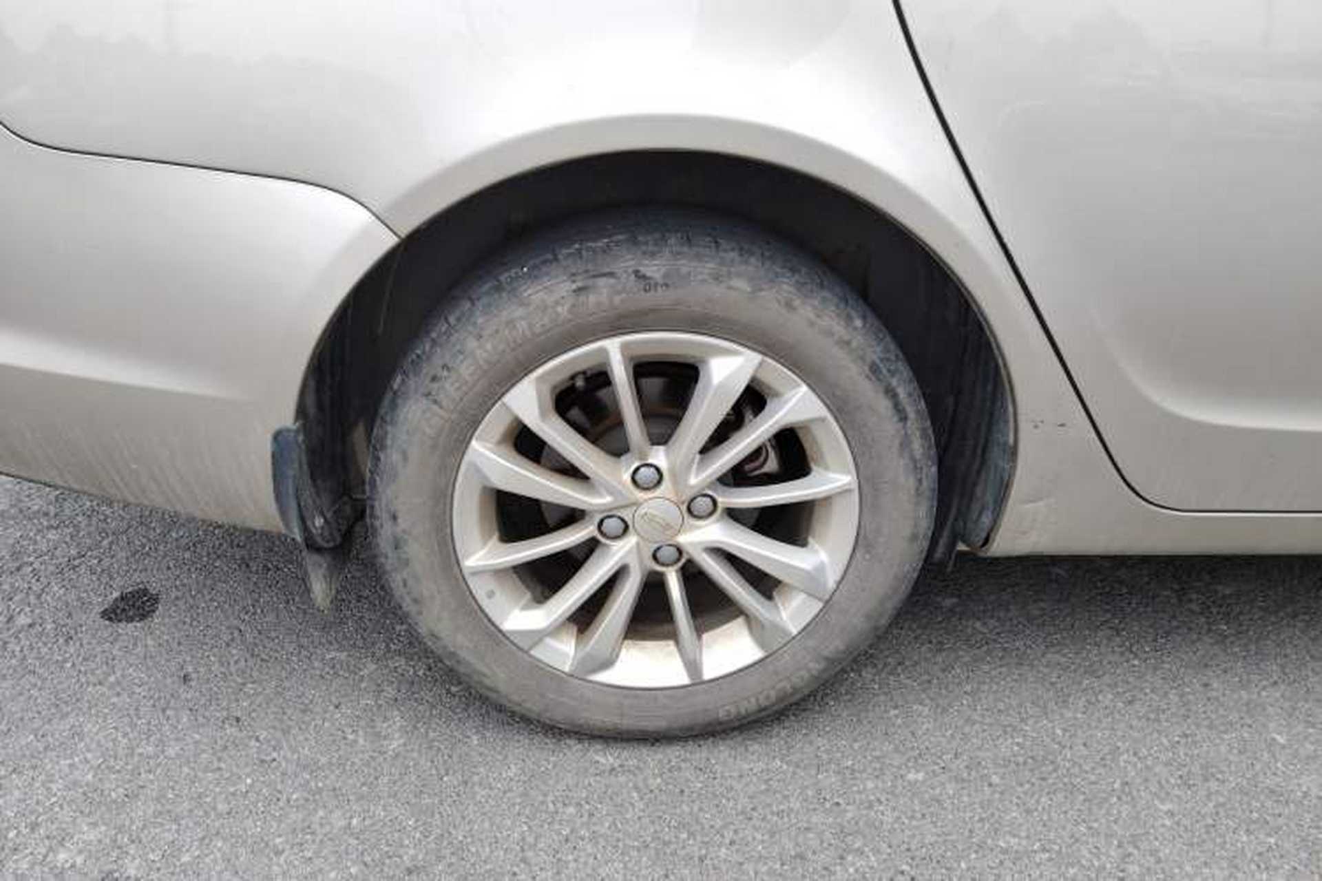 Used Geely Auto Vision 2020 Revised 1.5L Manual Asian Games Edition Right Rear Wheel Hub