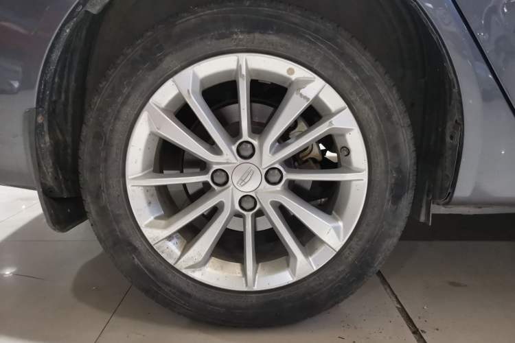 Used Geely Auto Vision 2020 1.5L CVT Asian Games Edition Right Rear Wheel Hub
