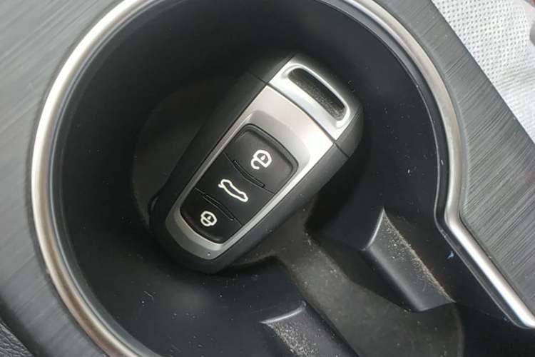 Used Geely Auto Vision 2020 Revised Version 1.5L CVT Asian Games Edition Vehicle Key