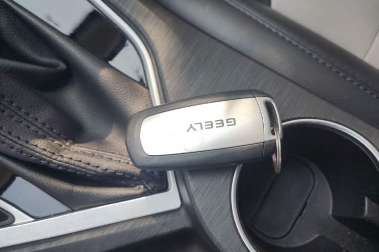 Used Geely Auto Vision 2020 Revised Version 1.5L CVT Asian Games Edition Interior 1