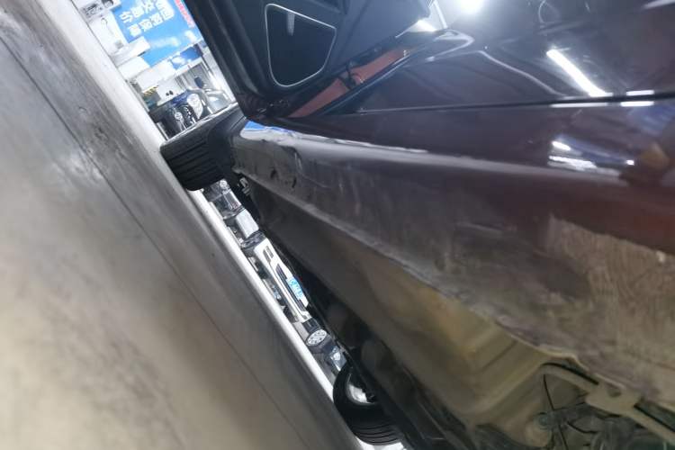 Used Geely Auto Vision 2020 Revised 1.5L Manual Asian Games Edition Left Side Sill