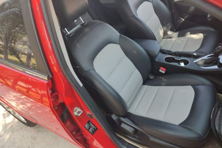 Used Geely Auto Vision 2020 Revised Version 1.5L CVT Asian Games Edition Right Front Seat