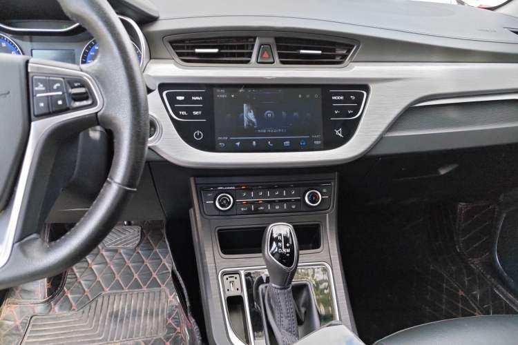 Used Geely Auto Vision 2020 1.5L CVT Asian Games Edition Audio And AC Panel