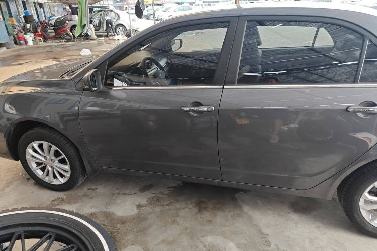 Used Geely Auto Vision 2020 Revised 1.5L Manual Asian Games Edition Exterior 3