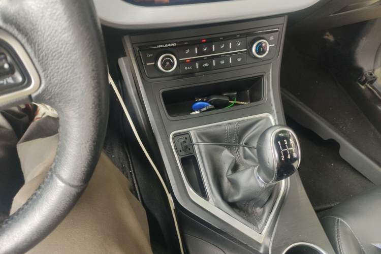 Used Geely Auto Vision 2020 1.5L Manual Asian Games Edition Gear Lever