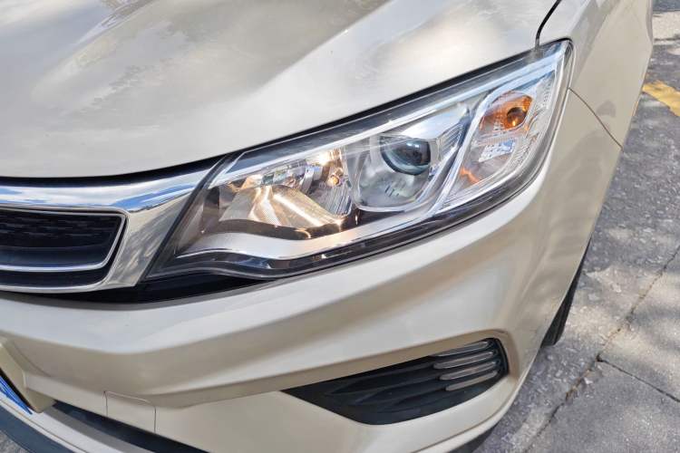Used Geely Auto Vision 2020 1.5L CVT Asian Games Edition Left Front Headlight