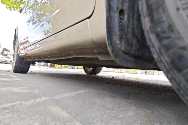 Used Geely Auto Vision 2020 1.5L CVT Asian Games Edition Right Side Sill