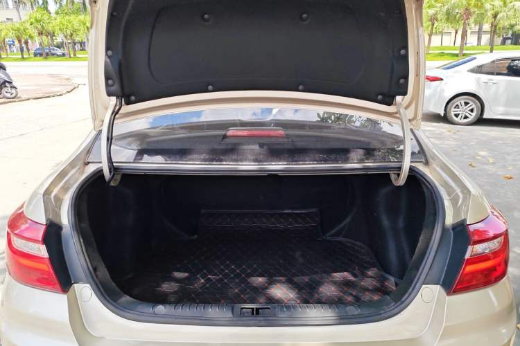 Used Geely Auto Vision 2020 1.5L CVT Asian Games Edition Trunk