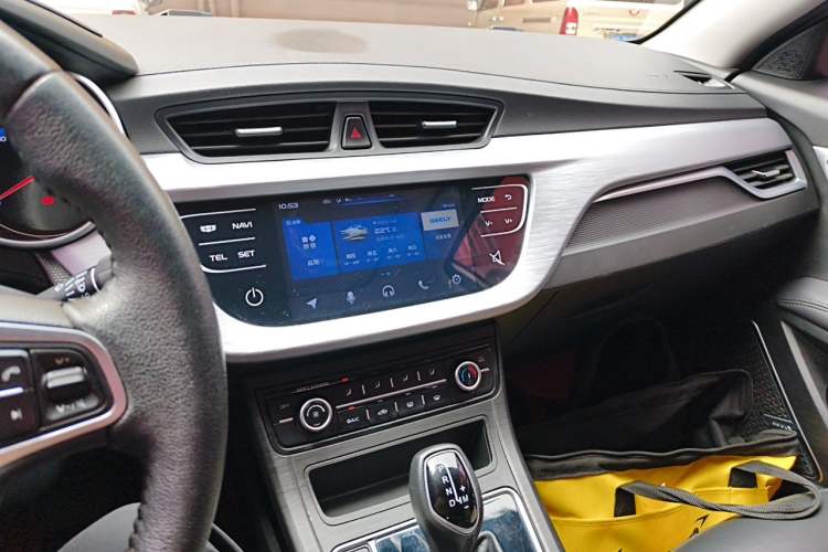 Used Geely Auto Vision 2020 Revised 1.5L CVT Luxury Version Audio And AC Panel
