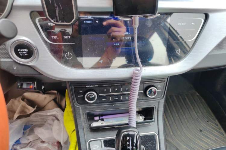 Used Geely Auto Vision 2020 Revised Version 1.5L CVT Asian Games Edition Audio And AC Panel