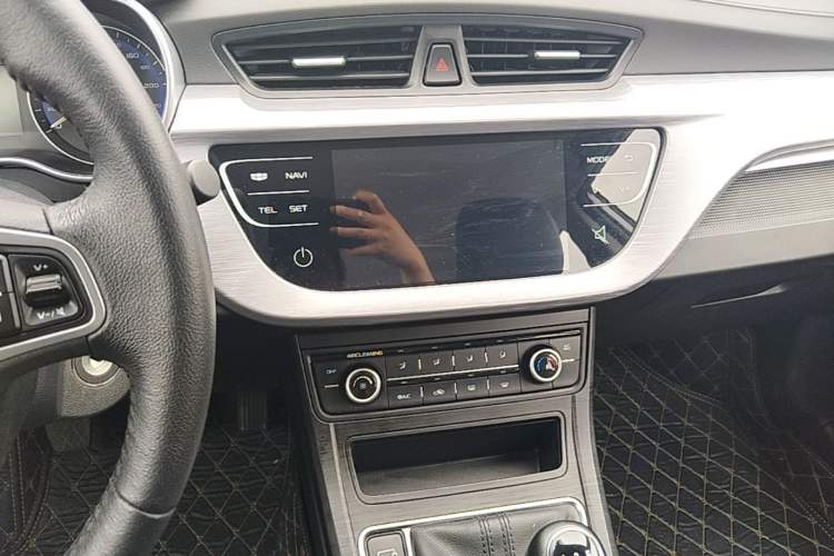 Used Geely Auto Vision 2020 1.5L Manual Asian Games Edition Audio And AC Panel