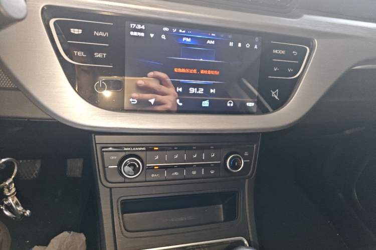 Used Geely Auto Vision 2020 Revised 1.5L Manual Asian Games Edition Audio And AC Panel