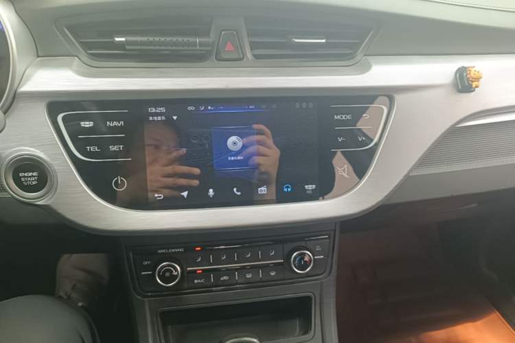 Used Geely Auto Vision 2020 1.5L CVT Value Edition Audio And AC Panel