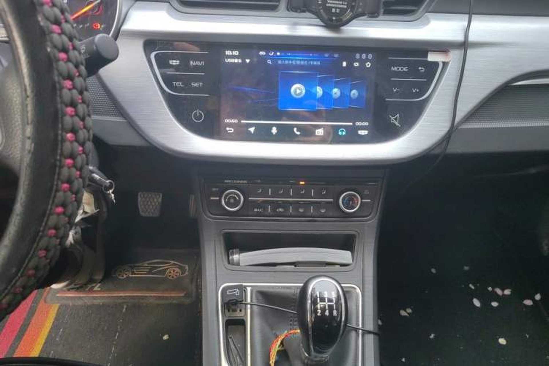 Used Geely Auto Vision 2020 1.5L Manual Value Edition Audio And AC Panel