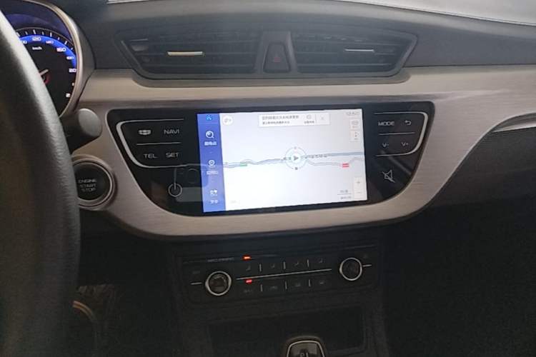 Used Geely Auto Vision 2020 Revised Version 1.5L CVT Asian Games Edition Audio And AC Panel