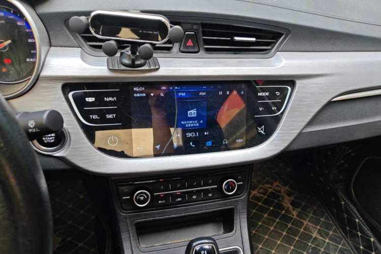 Used Geely Auto Vision 2020 1.5L CVT Asian Games Edition Audio And AC Panel