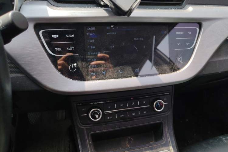 Used Geely Auto Vision 2020 1.5L Manual Asian Games Edition Audio And AC Panel