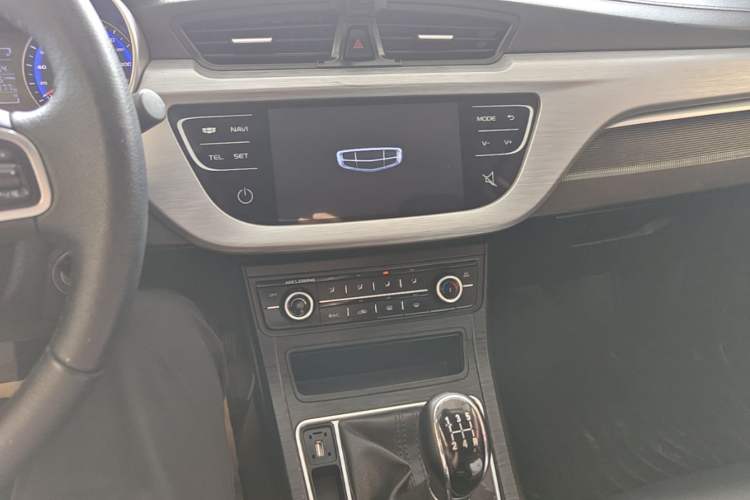 Used Geely Auto Vision 2020 1.5L Manual Asian Games Edition Audio And AC Panel