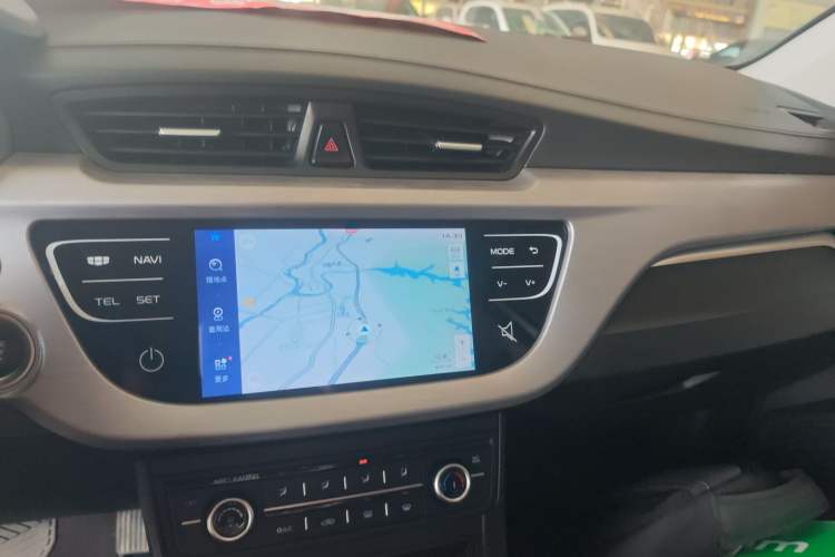 Used Geely Auto Vision 2020 1.5L CVT Asian Games Edition Audio And AC Panel