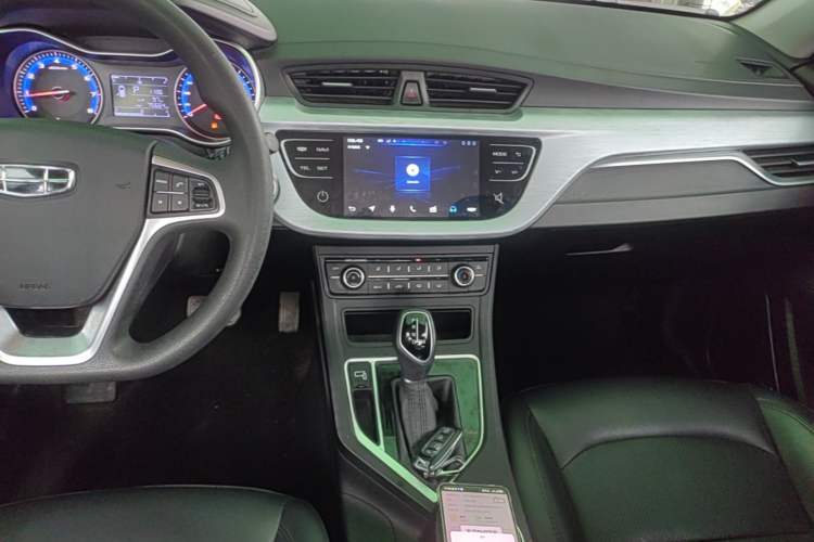 Used Geely Auto Vision 2020 1.5L CVT Value Edition Audio And AC Panel