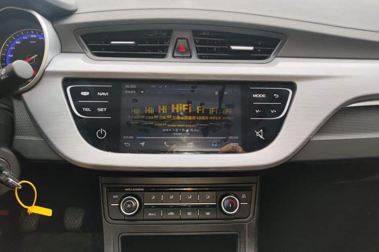 Used Geely Auto Vision 2020 Revised 1.5L Manual Asian Games Edition Audio And AC Panel