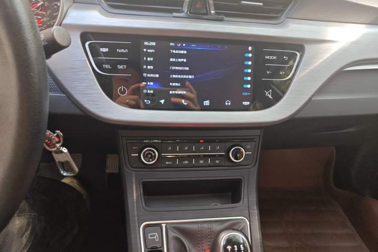 Used Geely Auto Vision 2020 1.5L Manual Asian Games Edition Audio And AC Panel
