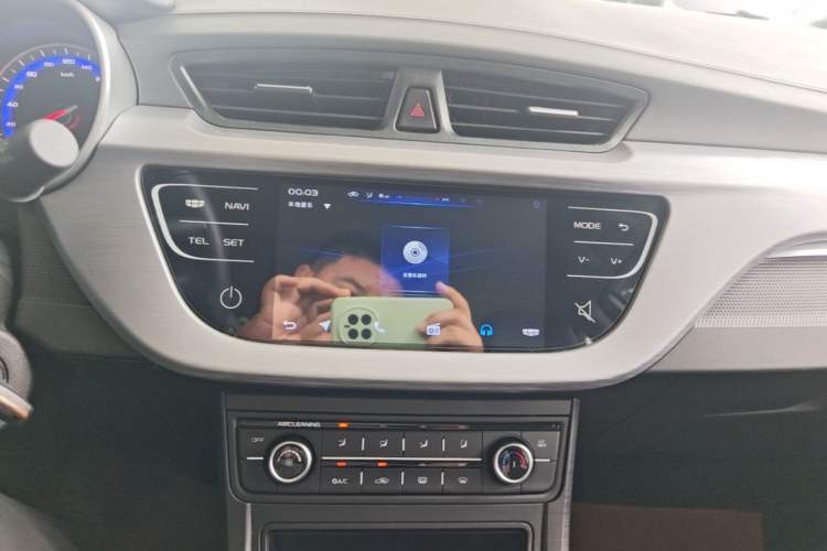 Used Geely Auto Vision 2020 Revised 1.5L Manual Asian Games Edition Audio And AC Panel