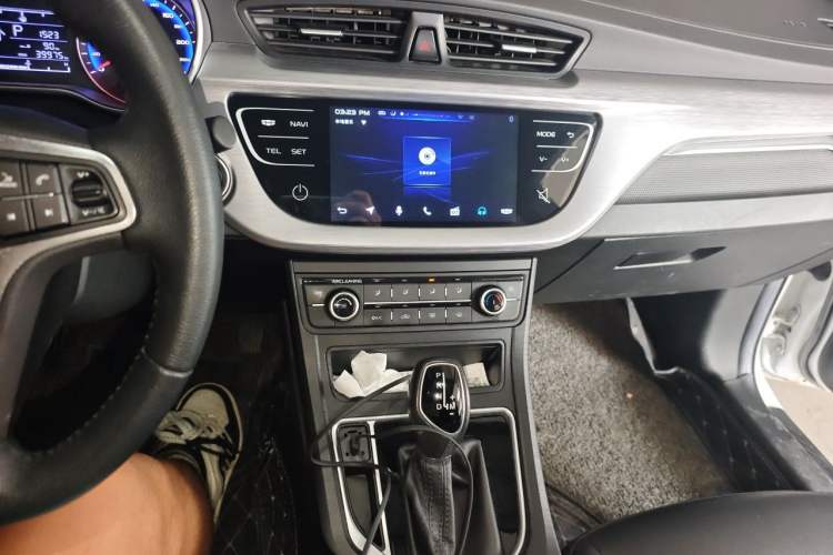Used Geely Auto Vision 2020 1.5L CVT Asian Games Edition Audio And AC Panel