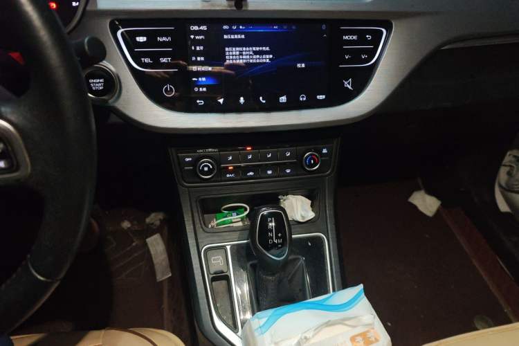Used Geely Auto Vision 2020 1.5L CVT Asian Games Edition Audio And AC Panel