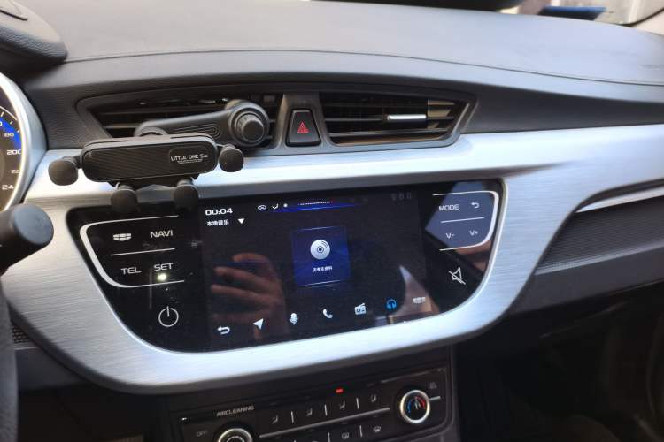 Used Geely Auto Vision 2020 1.5L Manual Asian Games Edition Audio And AC Panel