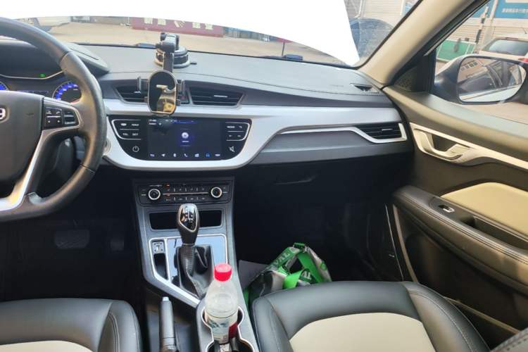 Used Geely Auto Vision 2020 Revised Version 1.5L CVT Asian Games Edition Audio And AC Panel