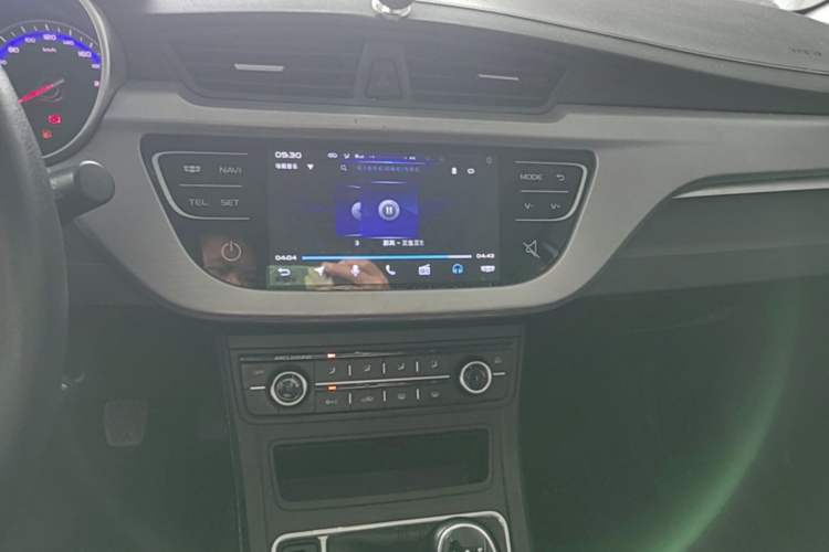 Used Geely Auto Vision 2020 1.5L Manual Asian Games Edition Audio And AC Panel