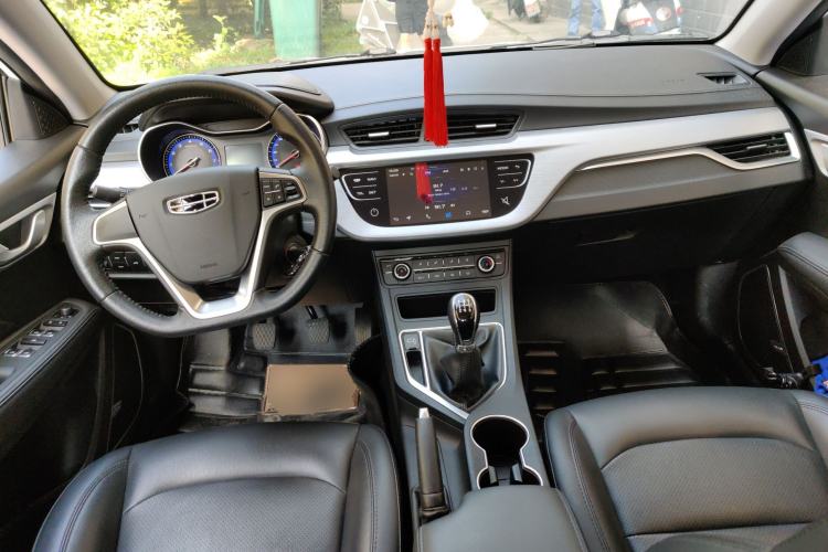 Used Geely Auto Vision 2020 Revised 1.5L Manual Asian Games Edition Center Console